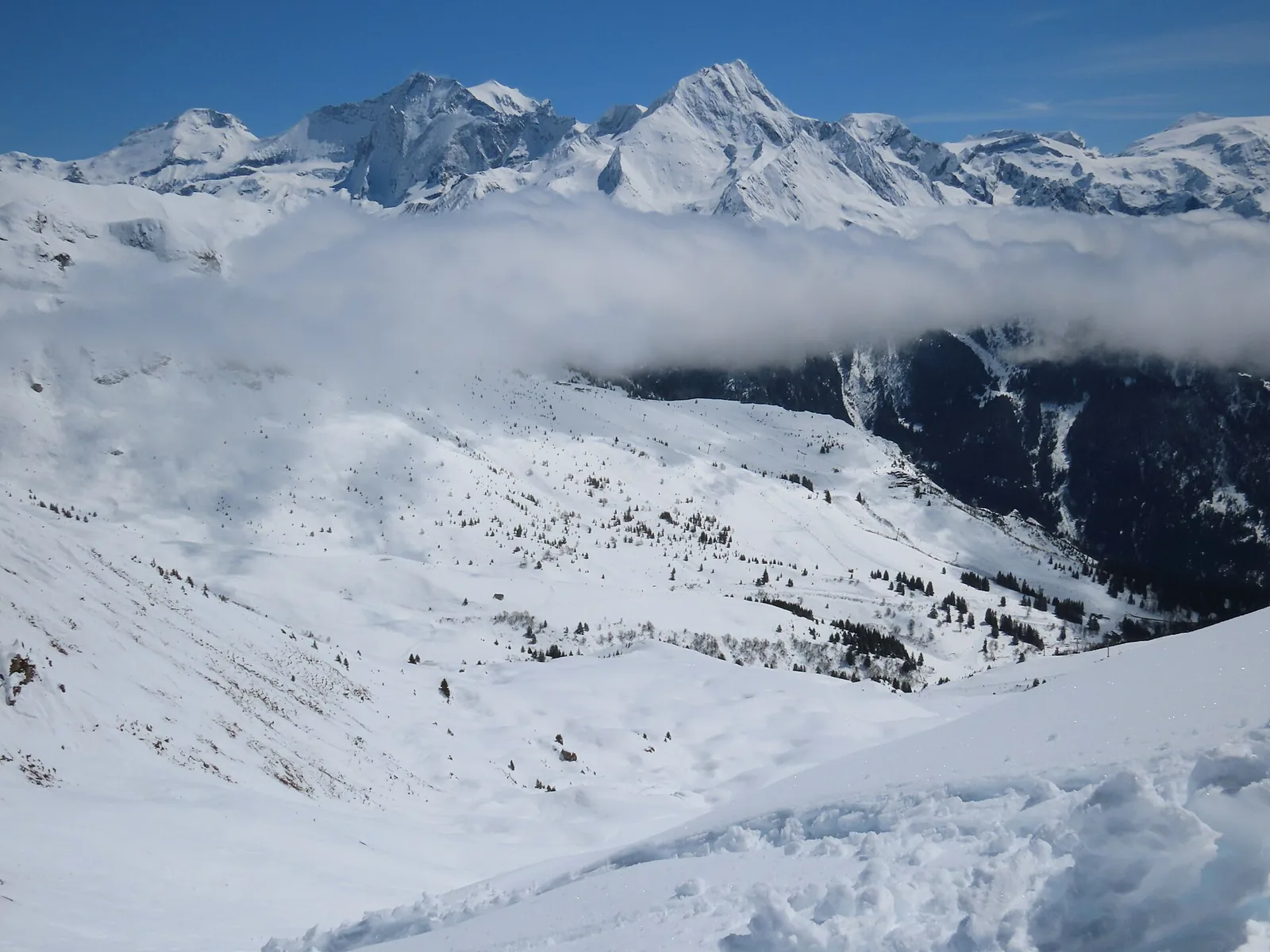 Champagny-en-Vanoise ski area slopes near Col de la Petite Forcle
